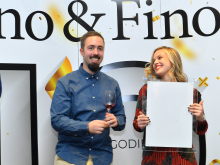 novost vinska srbija na okupu vinski magazin vino fino