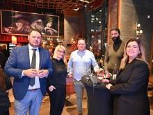 novost vino čestitke nagrade poljupci i zdravice vinski magazin vino fino