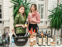 novost salon vina u znaku mimoza vinski magazin vino fino