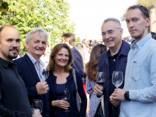 novost rame uz rame sa svetskim regionima vinski magazin vino fino