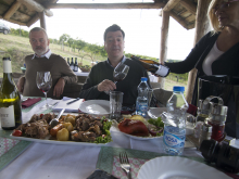 novost rame uz rame sa svetskim regionima vinski magazin vino fino