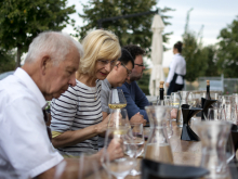 novost rame uz rame sa svetskim regionima vinski magazin vino fino