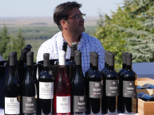 novost rame uz rame sa svetskim regionima vinski magazin vino fino
