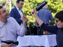 novost rame uz rame sa svetskim regionima vinski magazin vino fino