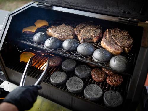 novost desetodnevna fešta u slavu burgera vinski magazin vino fino