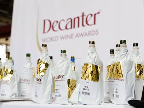 novost francuska odnela dvanaest velikih nagrada dekantera vinski magazin vino fino