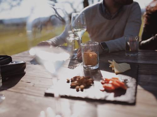 novost gastro pregled lepo vreme i tračak optimizma vinski magazin vino fino