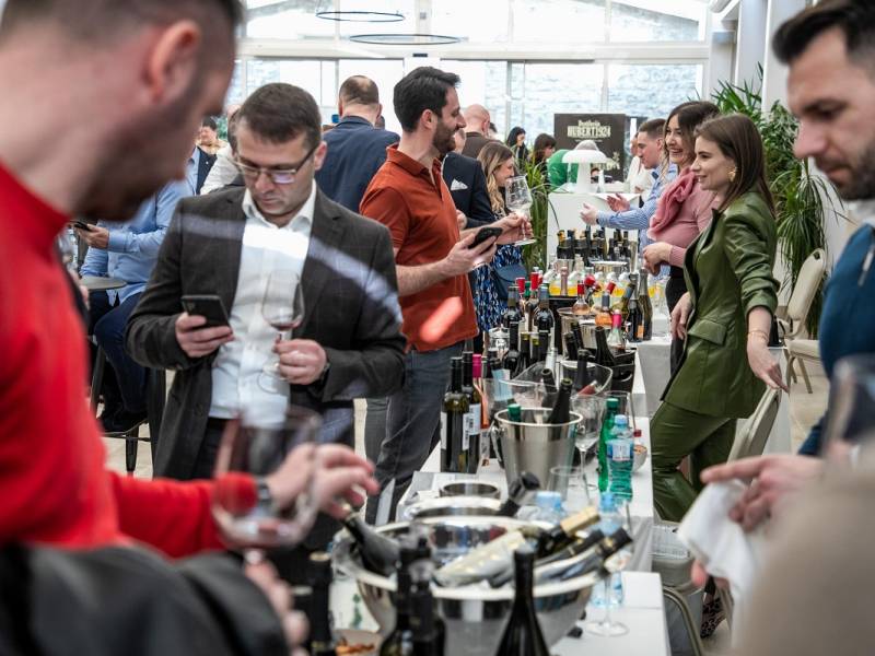 novost jubilarni vinski praznik kraj herceg novog vinski magazin vino fino