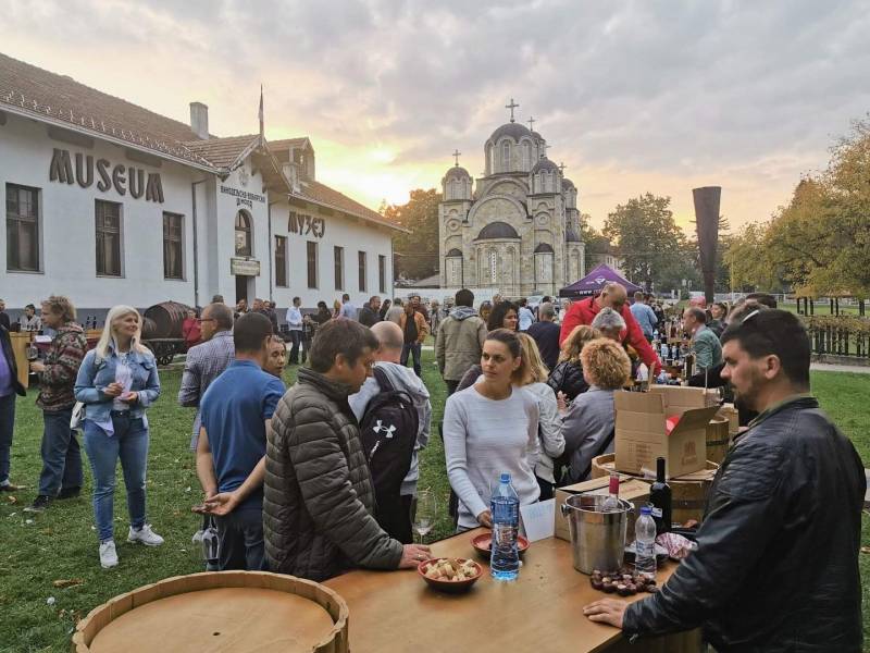 novost karavan prokupca je krenuo iz aleksandrovca vinski magazin vino fino