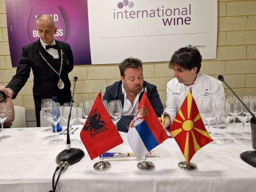 novost luka gardini i tomaž kavčič predstavili vina balkana vinski magazin vino fino