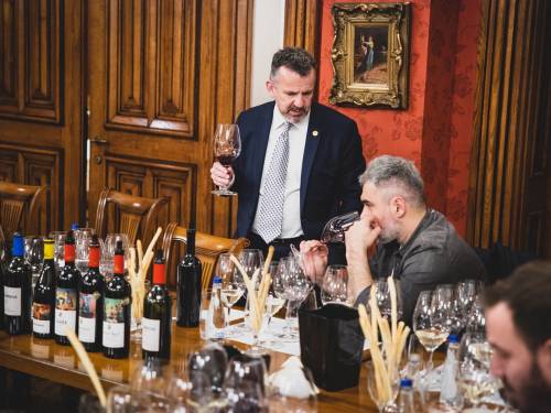 novost pun krug vinarije zvonko bogdan vinski magazin vino fino