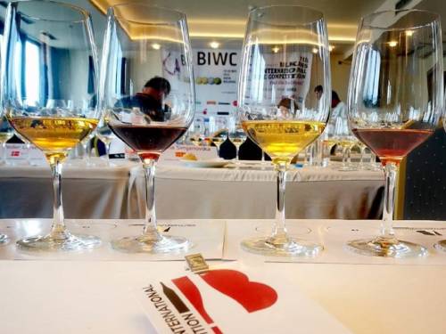 novost sedam zlatnih medalja na biwc za vina iz srbije vinski magazin vino fino