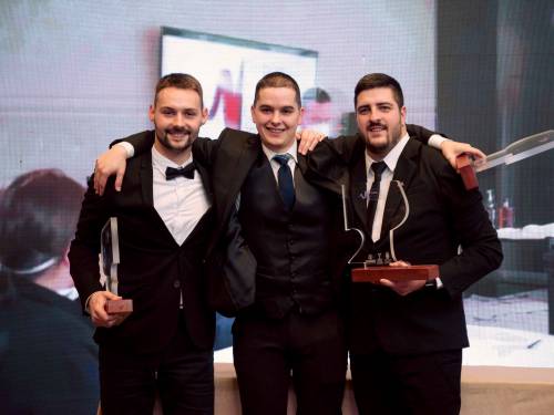 novost stare sorte i mlade nade vinski magazin vino fino