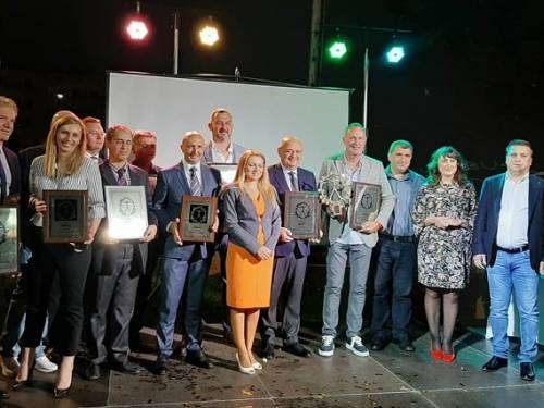 novost veliki trofej stiŽe u srbiju vinski magazin vino fino