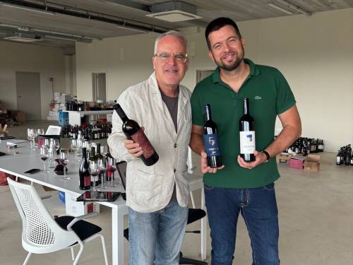 novost vina iz srbije ponovo na stolu džejmsa saklinga vinski magazin vino fino