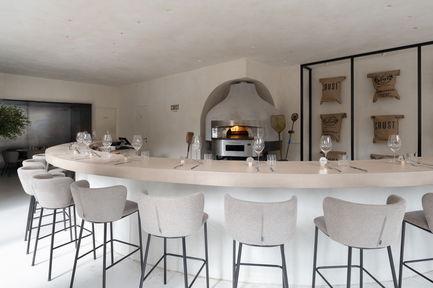 restoran nedelje restoran nedelje crust pizza bar vinski magazin vino fino