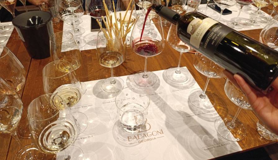 izdvojeno novo lice drevne tradicije vinski magazin vino fino
