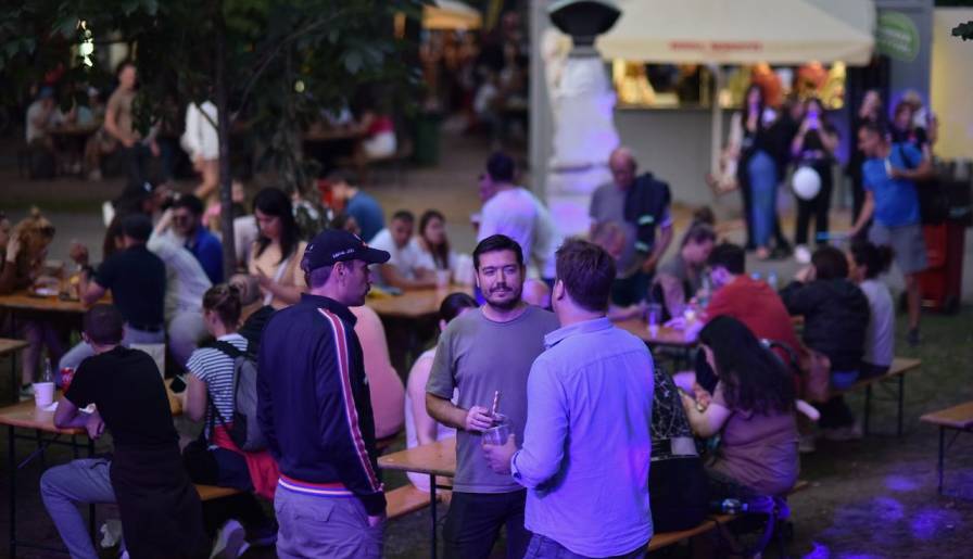 izdvojeno počeo je maratonski festival burgera u beogradu vinski magazin vino fino