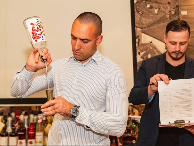 novost džin twin tigers iz srbije zablistao na crnogorskom takmičenju barmena vinski magazin vino fino