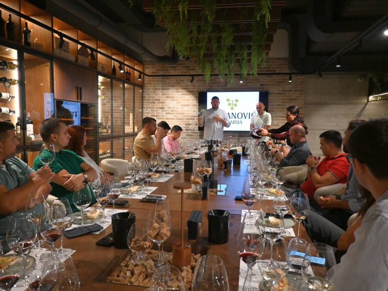 novost nova petorka trivanovića predvođena sjajnim širazom vinski magazin vino fino