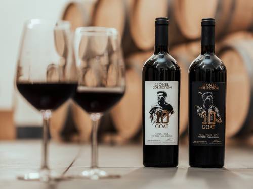 novost primitivo i sira sa potpisom lionela mesija vinski magazin vino fino