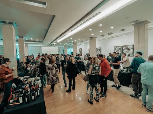 novost spoj vina i umetnosti ponovo u madlenijanumu vinski magazin vino fino