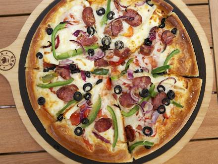 restoran nedelje pizza bar vinski magazin vino fino