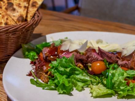 restoran nedelje rustique vinski magazin vino fino